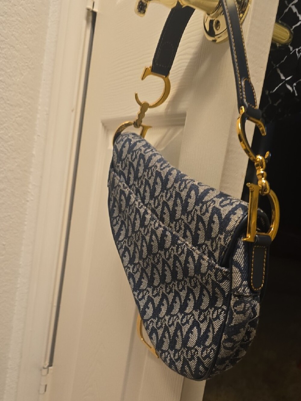 Dior Blue and Cream Saddle Shoulder Bag with Gold Hardware - Picture 7 of 17
